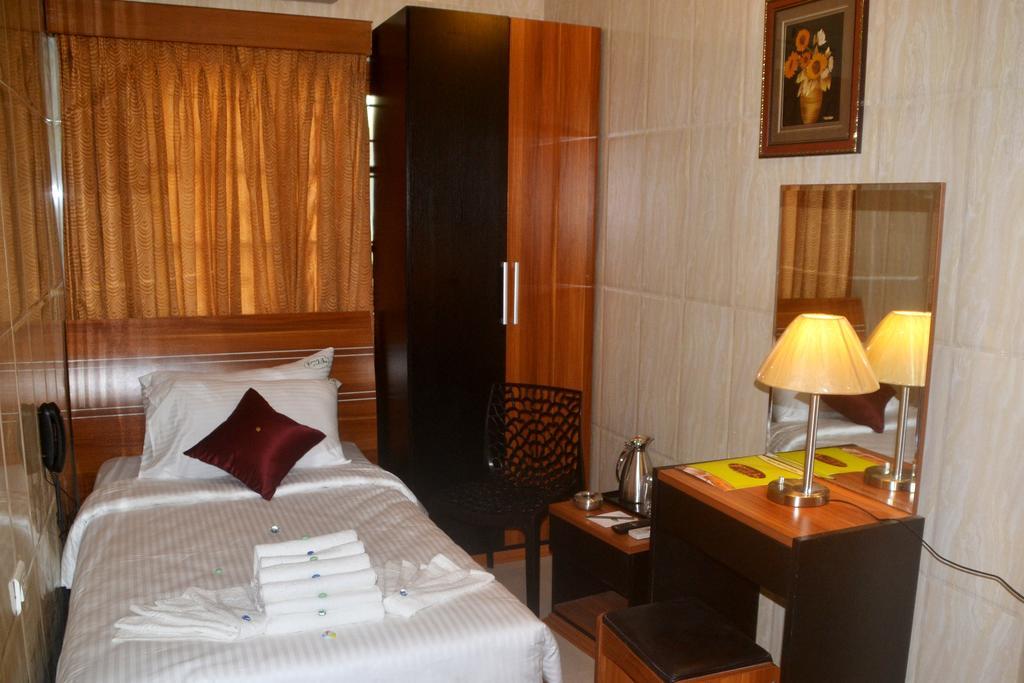 Peace Inn Chennai Luaran gambar