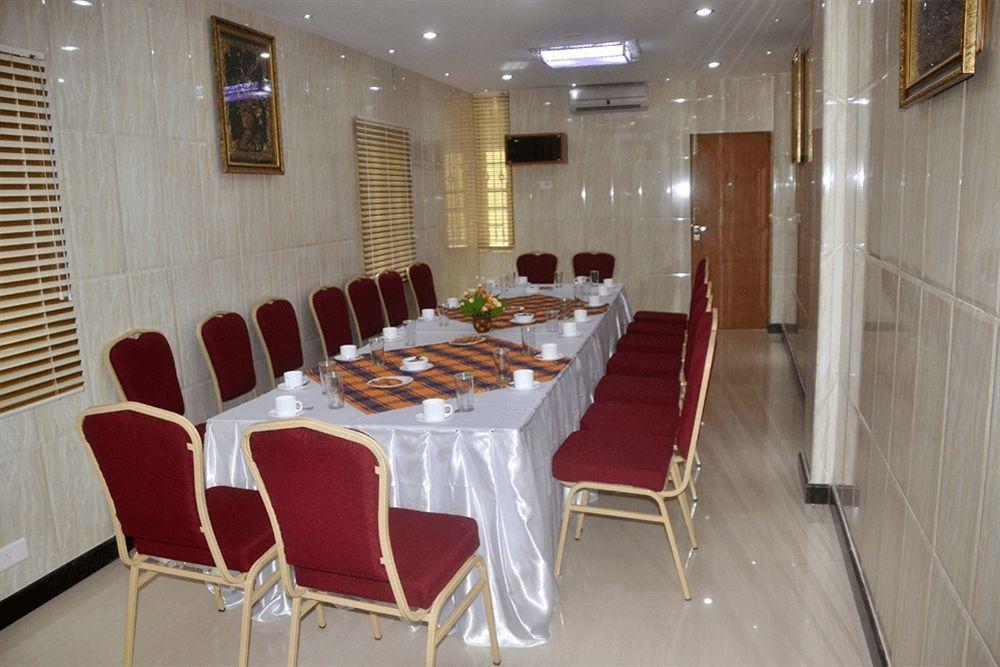 Peace Inn Chennai Luaran gambar