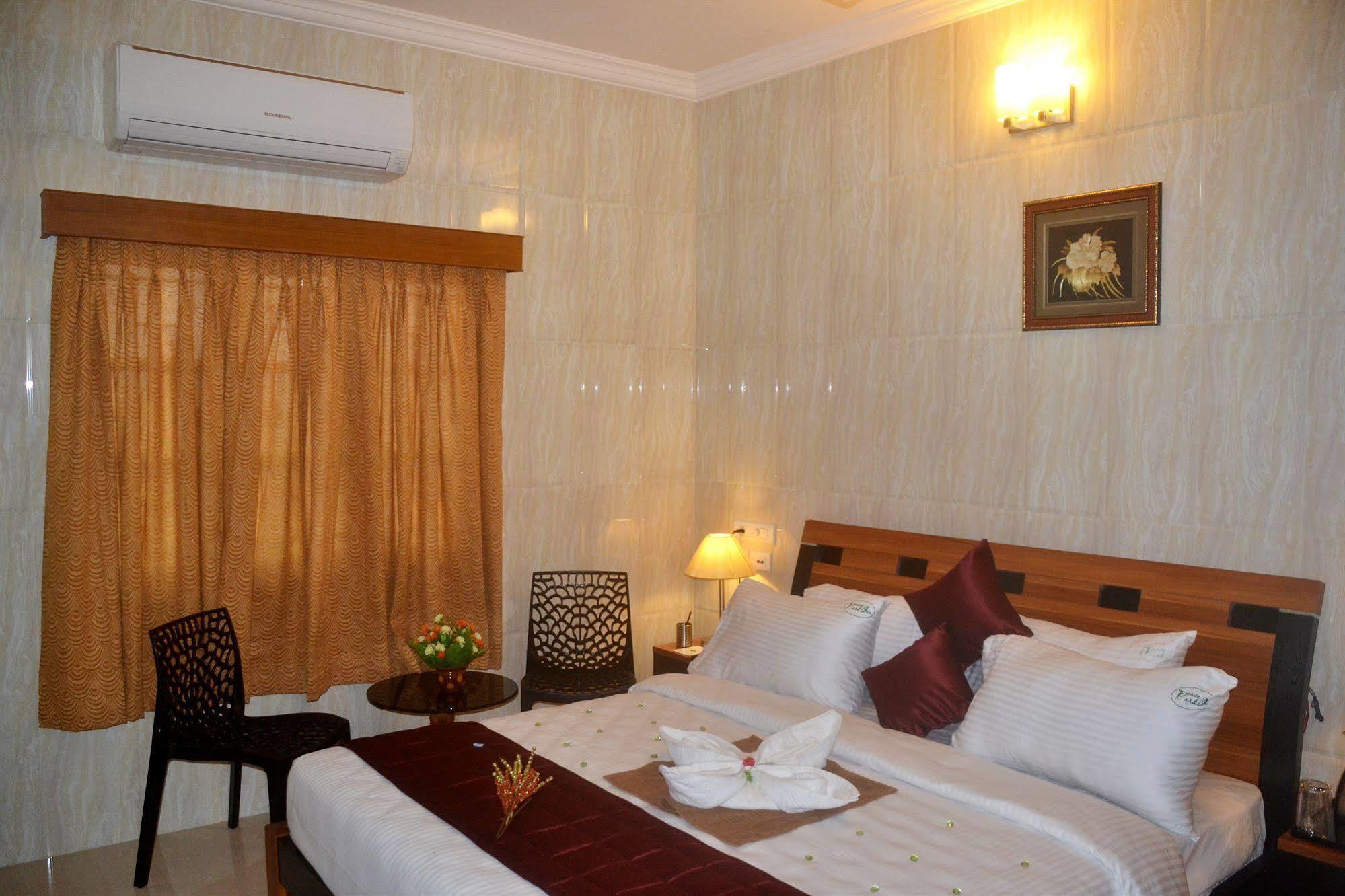 Peace Inn Chennai Luaran gambar